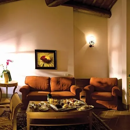 Hotel Fontebussi Tuscan 2*